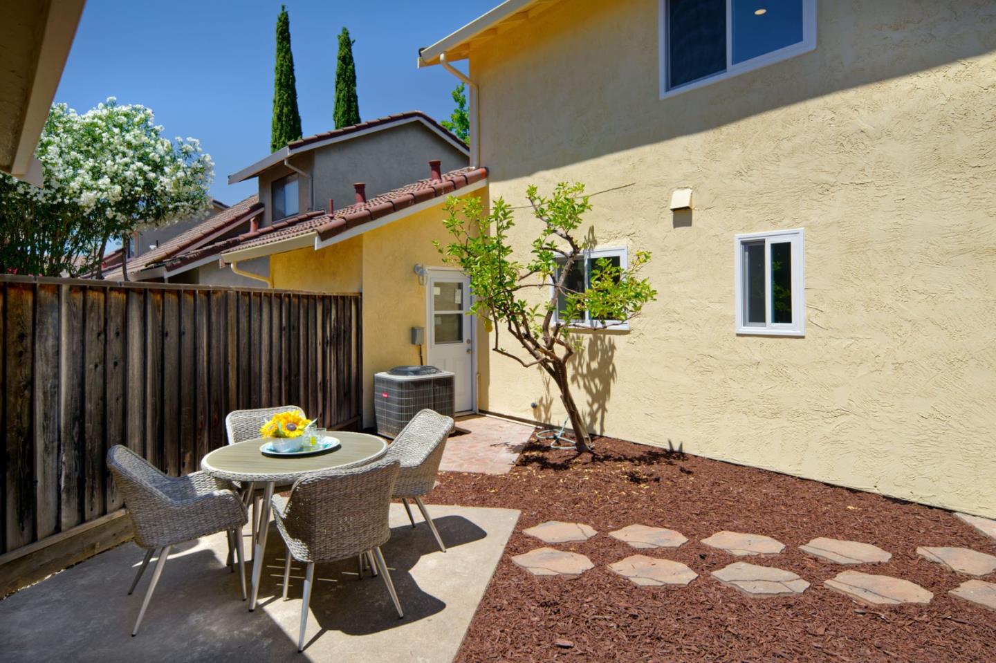 Detail Gallery Image 32 of 38 For 1006 Kiser Dr, San Jose,  CA 95120 - 3 Beds | 2/1 Baths