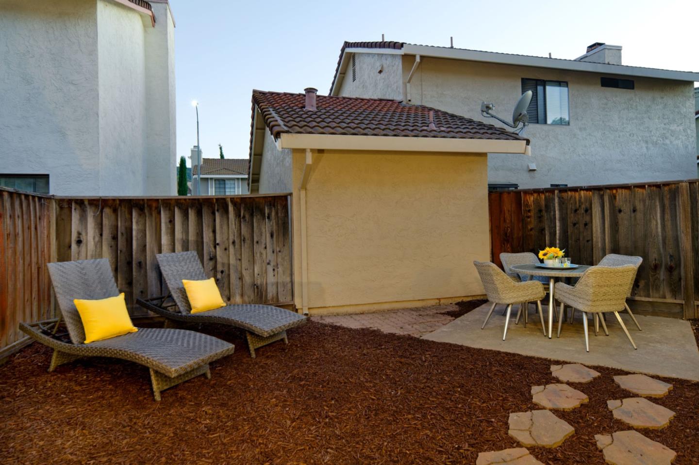 Detail Gallery Image 33 of 38 For 1006 Kiser Dr, San Jose,  CA 95120 - 3 Beds | 2/1 Baths