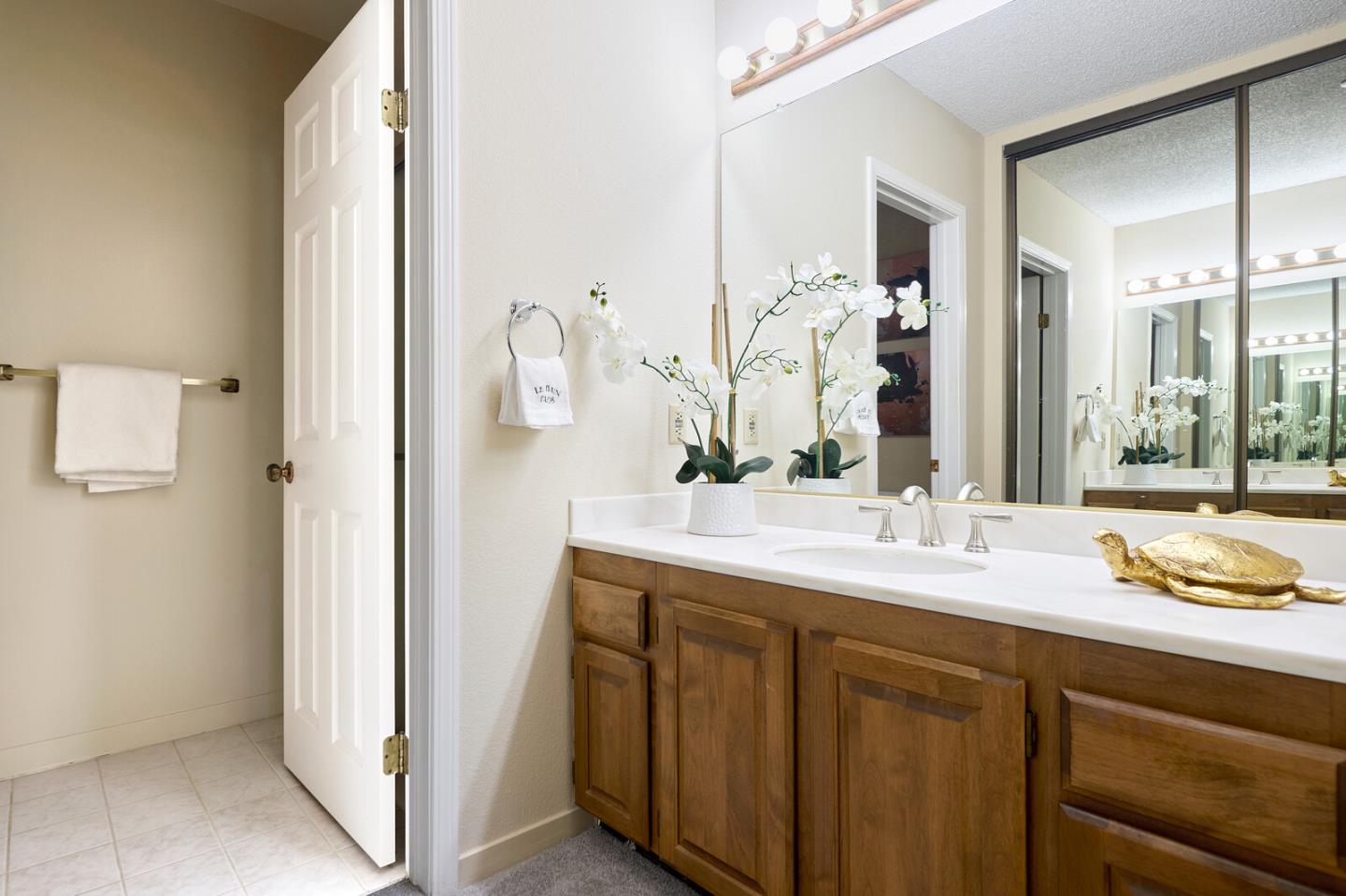 Detail Gallery Image 19 of 32 For 320 Elm St #210,  San Mateo,  CA 94401 - 2 Beds | 2 Baths