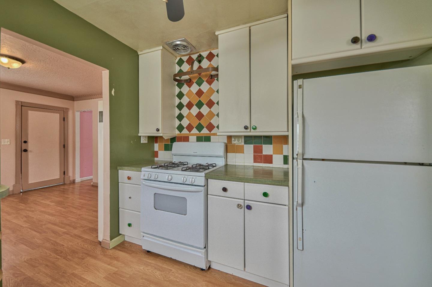 Detail Gallery Image 8 of 30 For 435 Sonoma Ave, Seaside,  CA 93955 - 2 Beds | 1 Baths