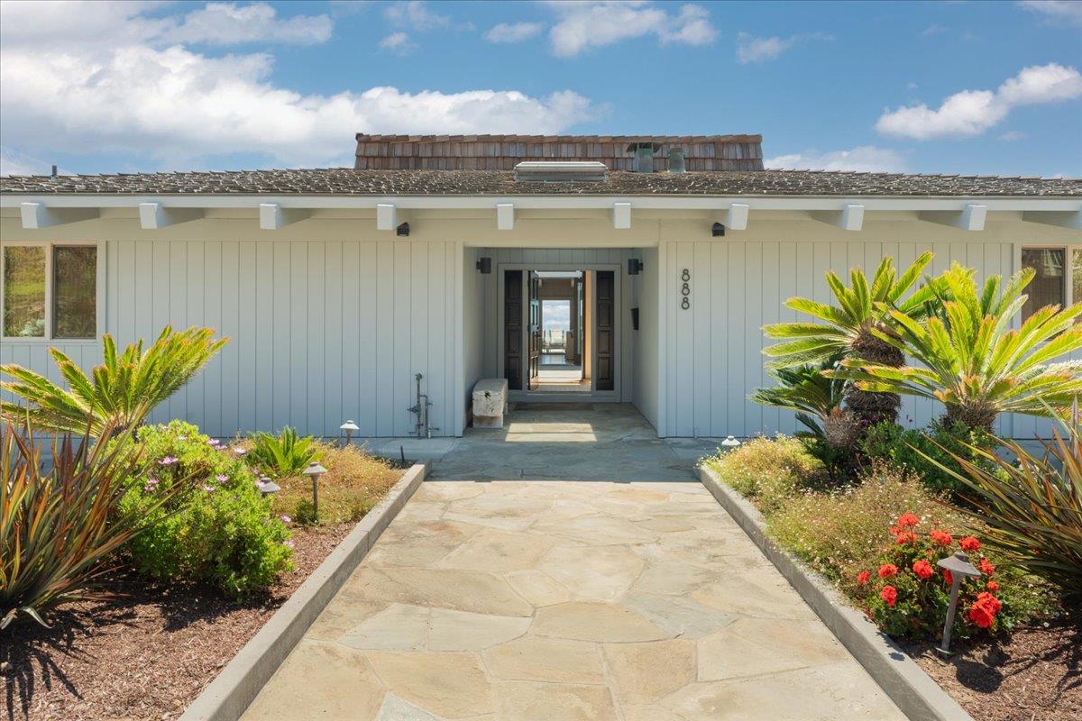 Detail Gallery Image 11 of 75 For 888 via Gaviota, Aptos,  CA 95003 - 5 Beds | 4/1 Baths