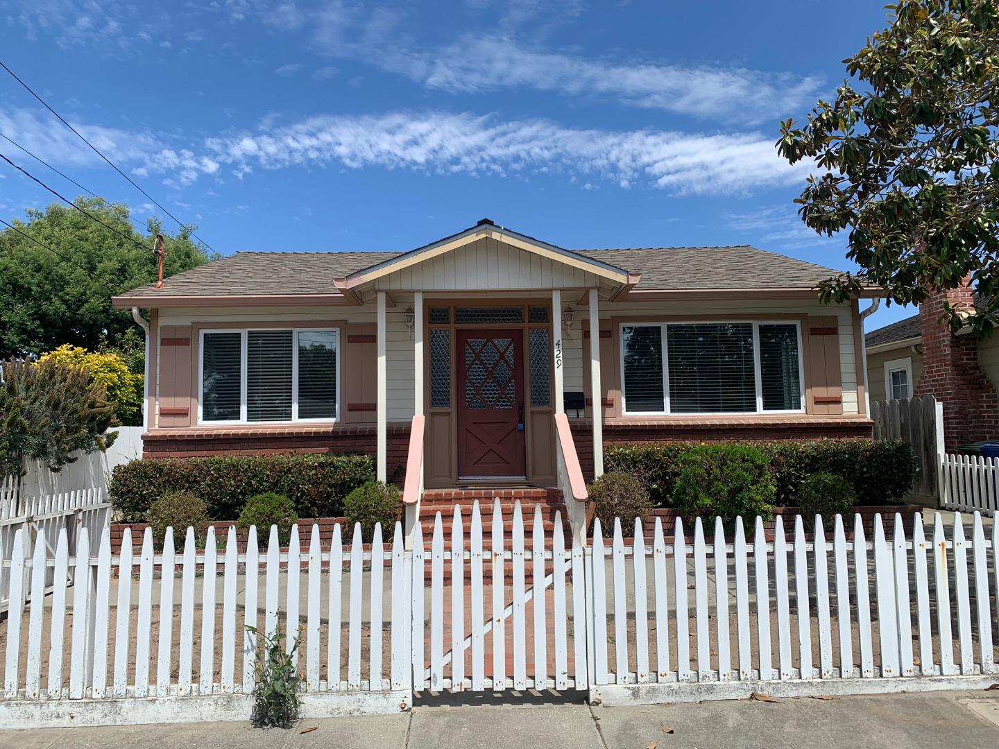 Detail Gallery Image 1 of 1 For 429 Palo Verde Ave, Monterey,  CA 93940 - 3 Beds | 2 Baths