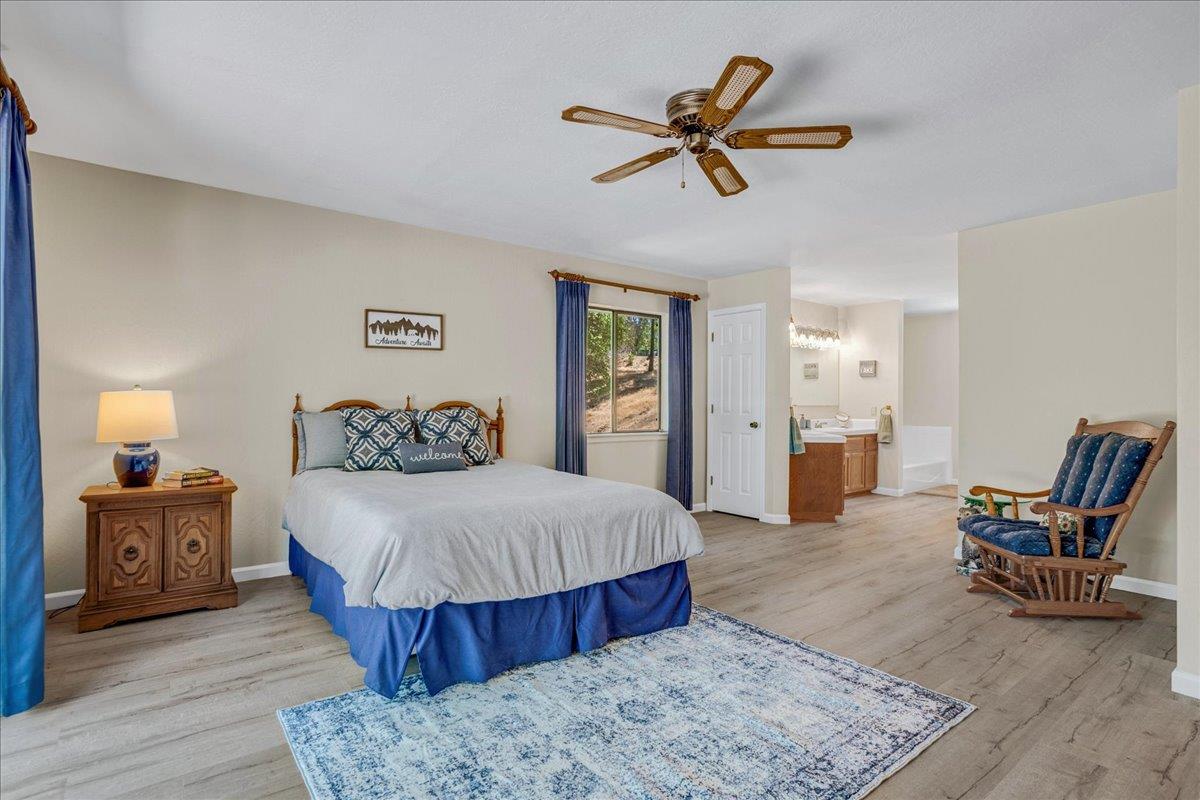 Detail Gallery Image 21 of 54 For 20606 Longridge Ct, Groveland,  CA 95321 - 3 Beds | 2/1 Baths