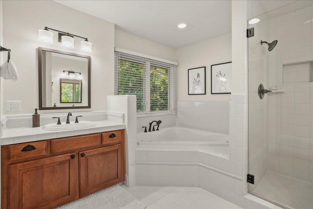 Detail Gallery Image 41 of 56 For 224 Vista De Sierra, Los Gatos,  CA 95030 - 4 Beds | 2/1 Baths