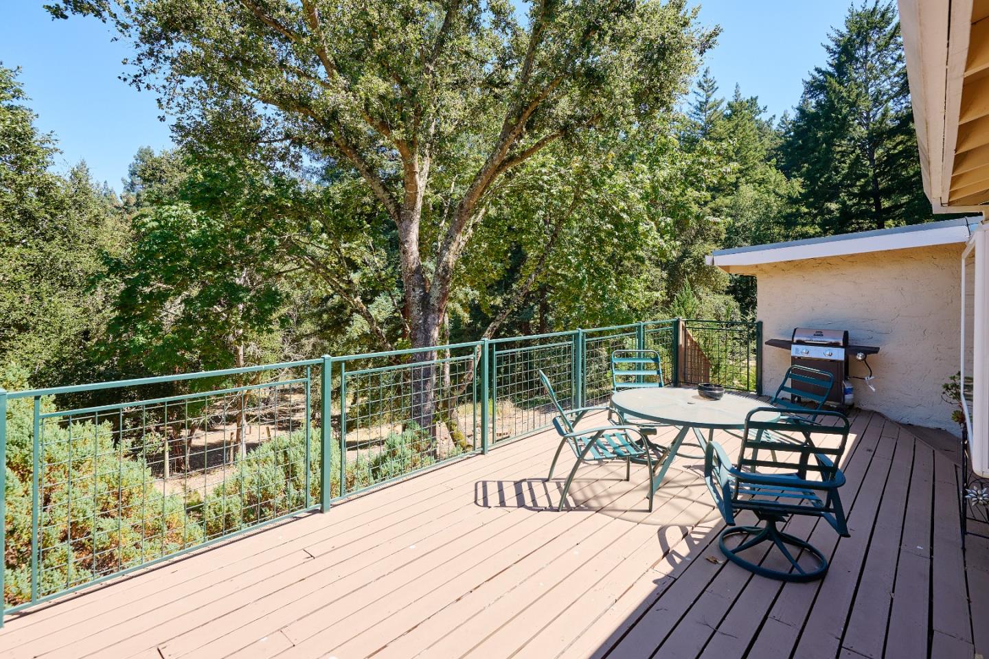 Detail Gallery Image 4 of 24 For 22152 Old Santa Cruz Hwy, Los Gatos,  CA 95033 - 3 Beds | 2 Baths