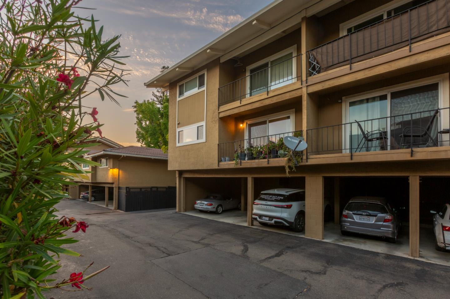 Detail Gallery Image 15 of 57 For 420 Alberto Way #52,  Los Gatos,  CA 95032 - 2 Beds | 2/1 Baths