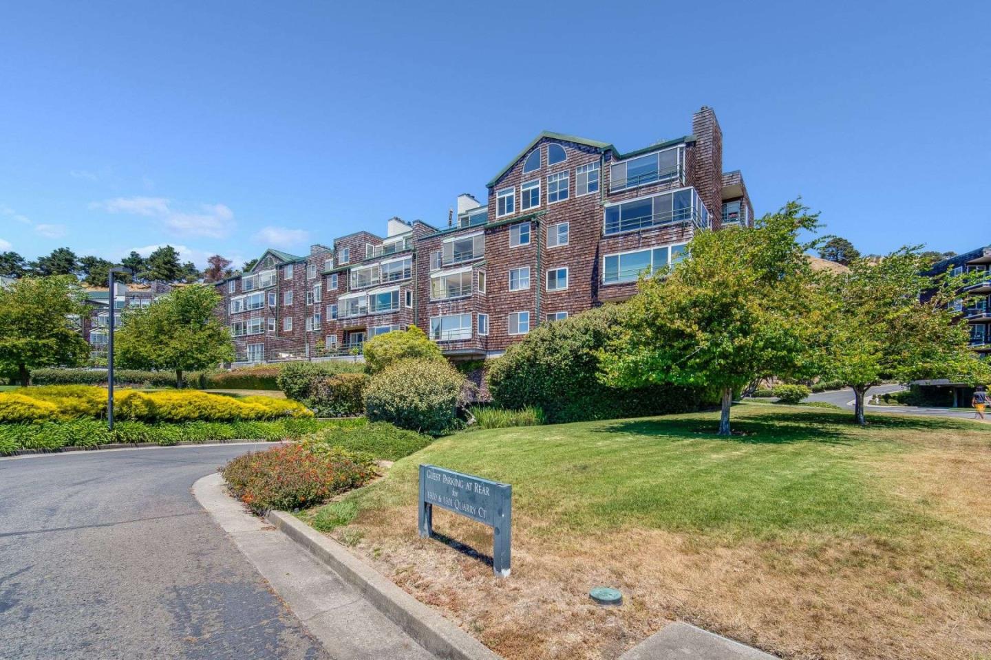 1300 Quarry Ct  
