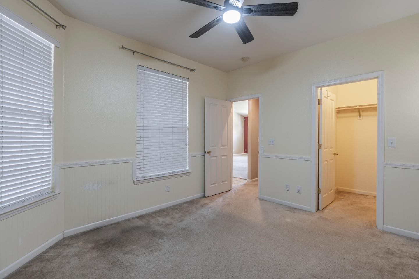 Detail Gallery Image 14 of 21 For 1126 E Royal Dornoch Ave, Fresno,  CA 93730 - 4 Beds | 2/1 Baths