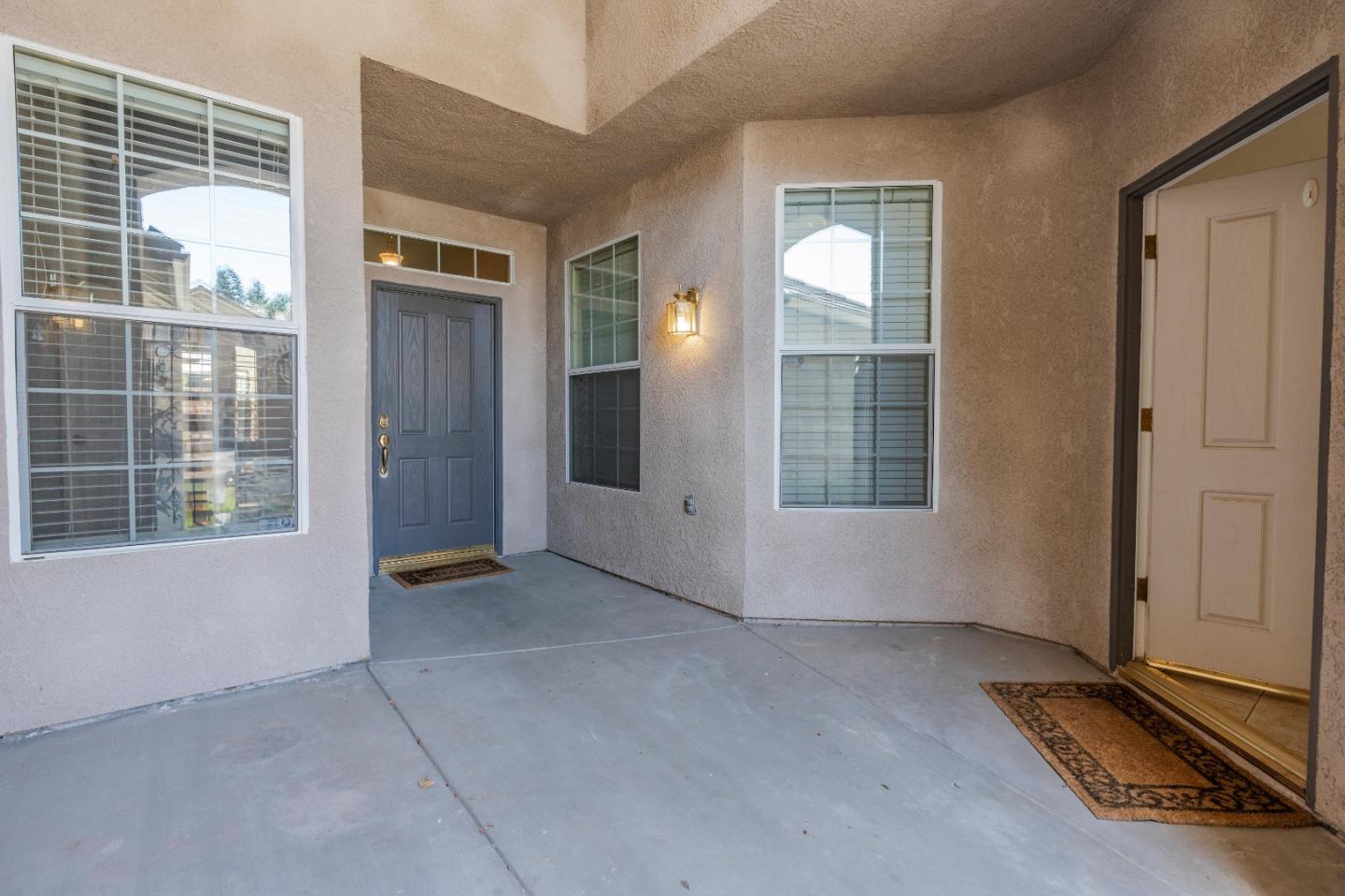 Detail Gallery Image 5 of 21 For 1126 E Royal Dornoch Ave, Fresno,  CA 93730 - 4 Beds | 2/1 Baths