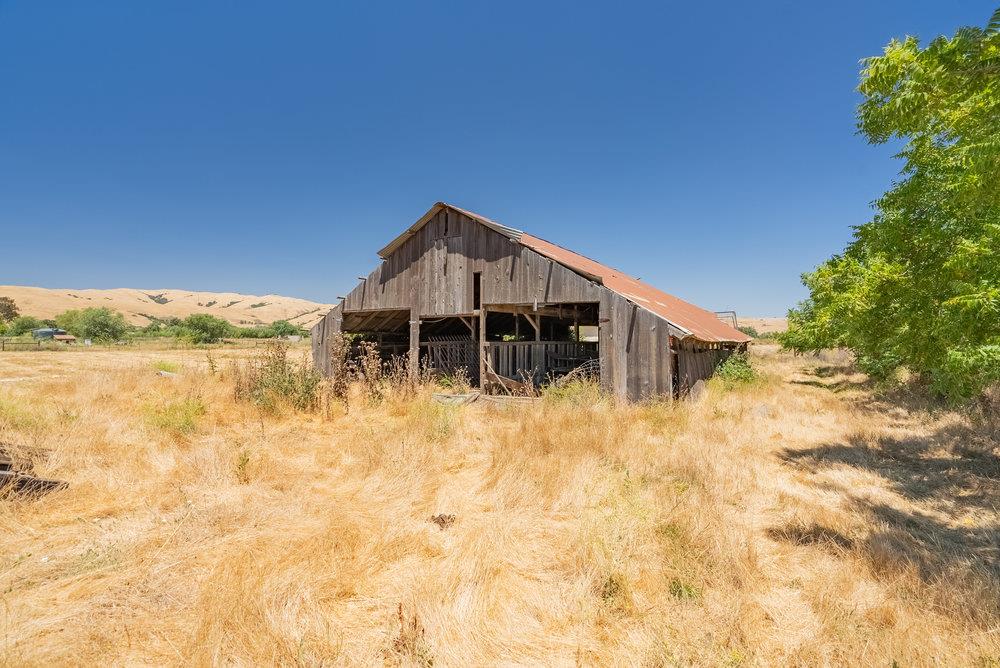 Detail Gallery Image 7 of 19 For 7327 Lovers Ln, Hollister,  CA 95023 - – Beds | – Baths