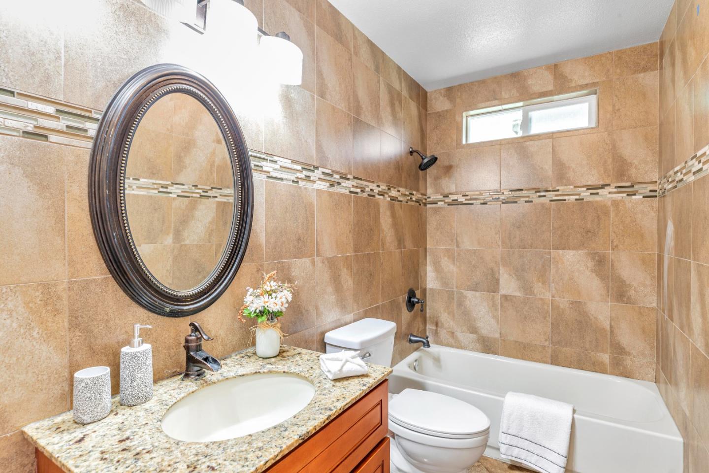 Detail Gallery Image 28 of 71 For 38715 Greenwich Cir, Fremont,  CA 94536 - 2 Beds | 2 Baths