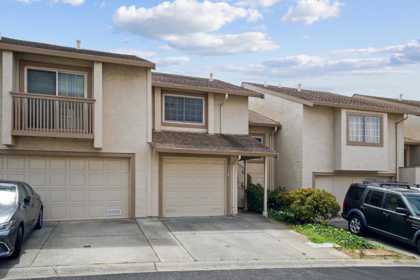 Detail Gallery Image 1 of 1 For 89 Silverview Dr, San Francisco,  CA 94124 - 2 Beds | 2 Baths