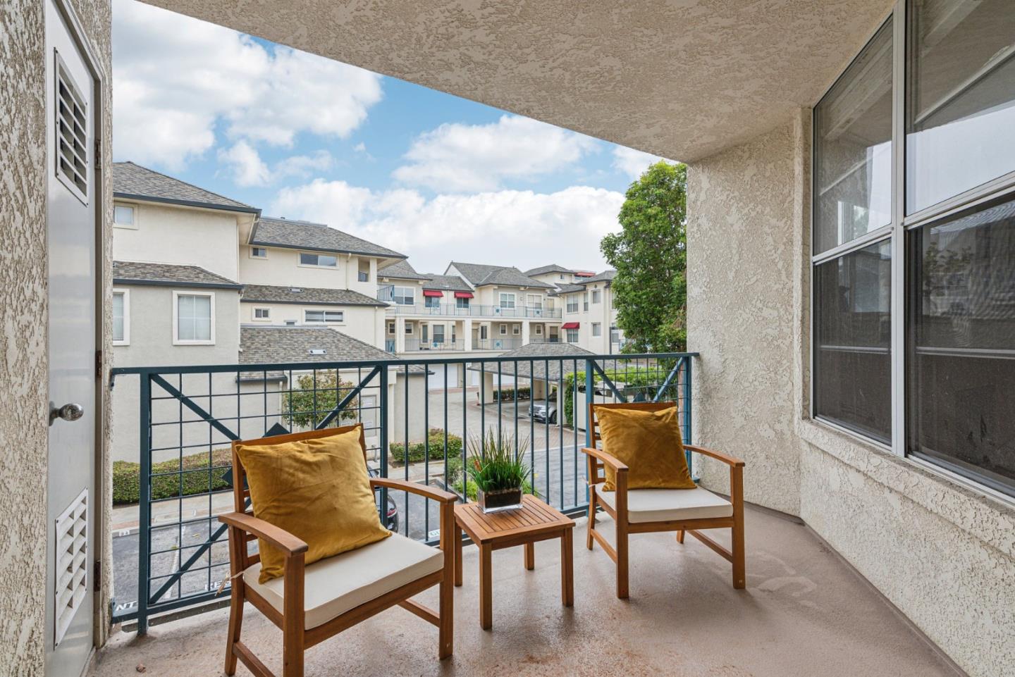 Detail Gallery Image 29 of 47 For 701 Baltic Cir #711,  Redwood City,  CA 94065 - 2 Beds | 2/1 Baths