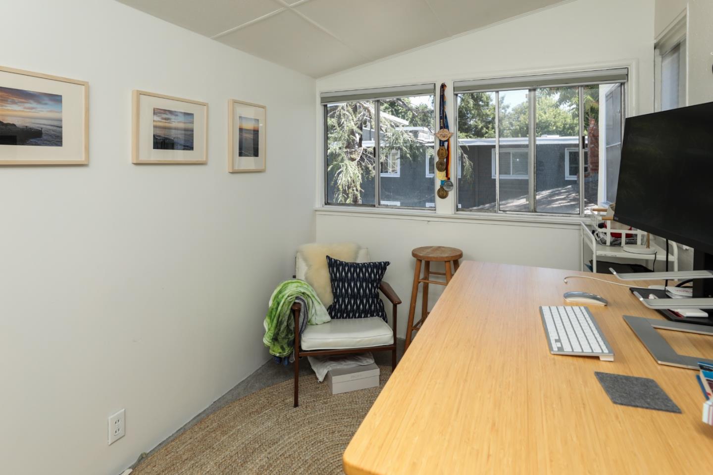 Detail Gallery Image 7 of 10 For 1163 Noel Dr, Menlo Park,  CA 94025 - 2 Beds | 1 Baths