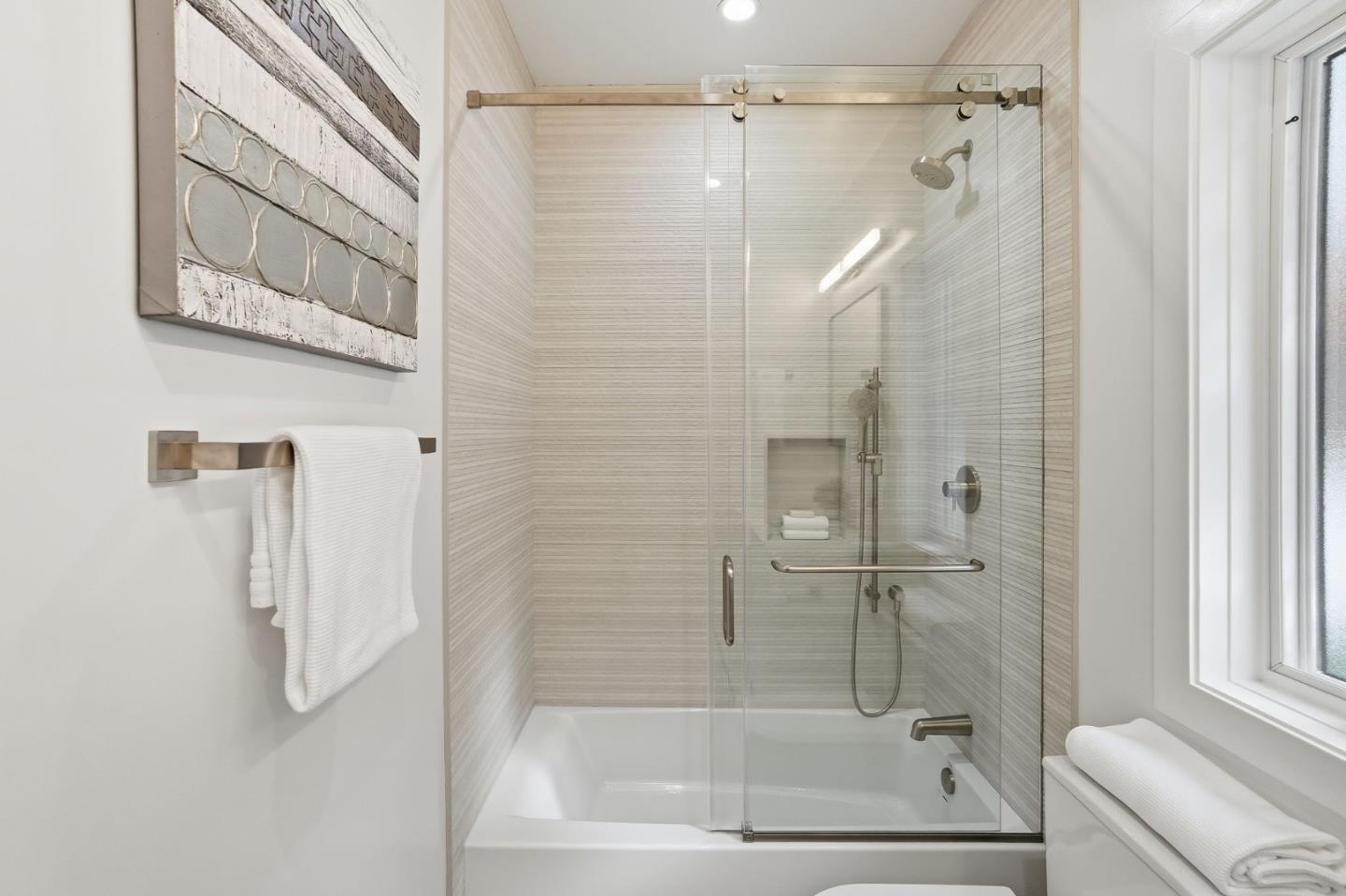 Detail Gallery Image 35 of 85 For 275 41st Ave, San Mateo,  CA 94403 - 4 Beds | 3 Baths