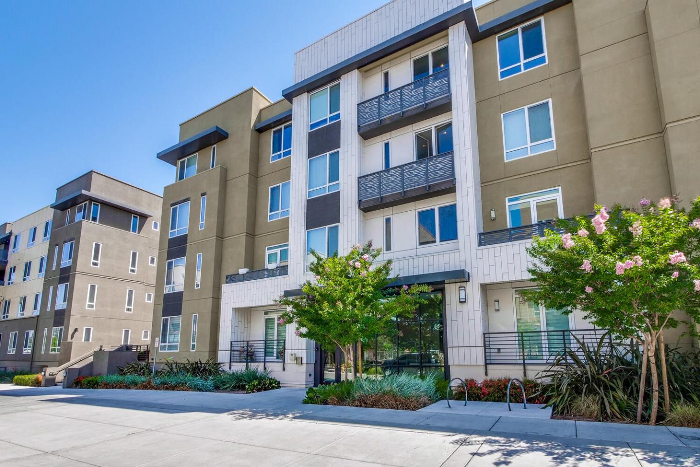 Condos, Lofts and Townhomes for Sale in New Construction Condos in the East Bay