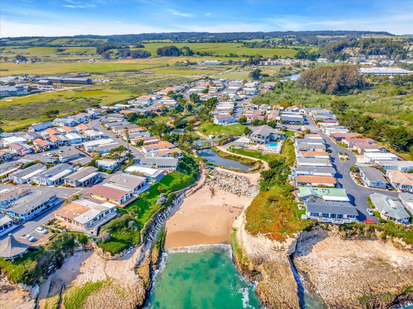 Detail Gallery Image 53 of 61 For 2395 Delaware Ave #61,  Santa Cruz,  CA 95060 - 2 Beds | 2 Baths