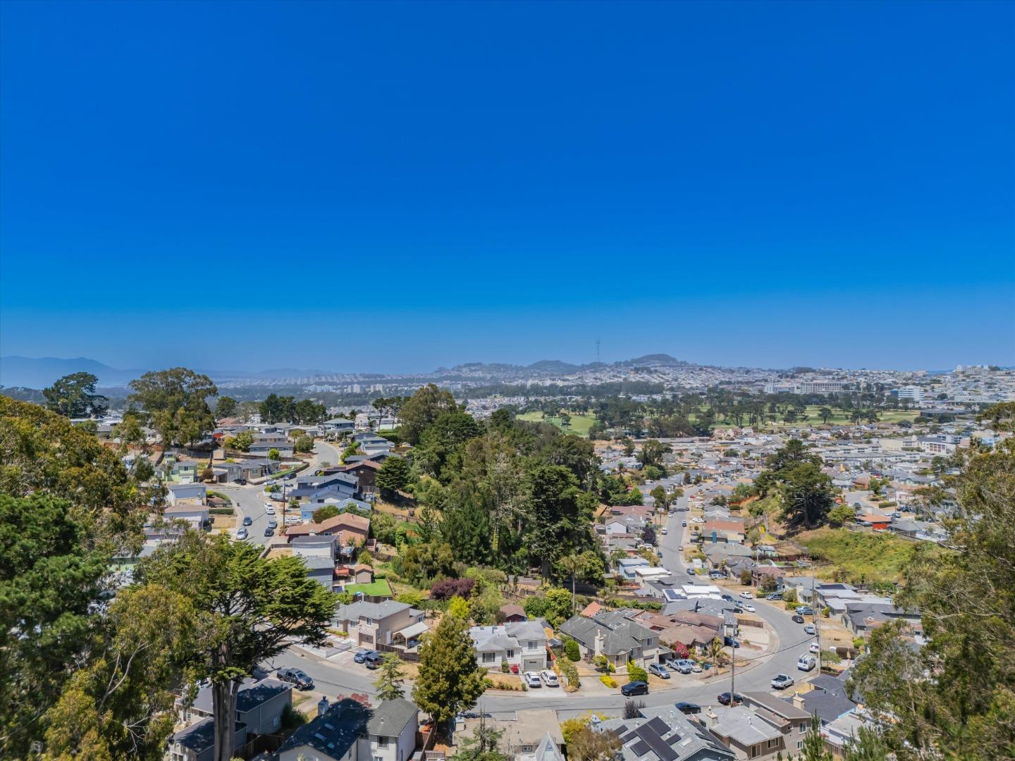 Detail Gallery Image 30 of 59 For 609 Larchmont Dr, Daly City,  CA 94015 - 3 Beds | 1 Baths