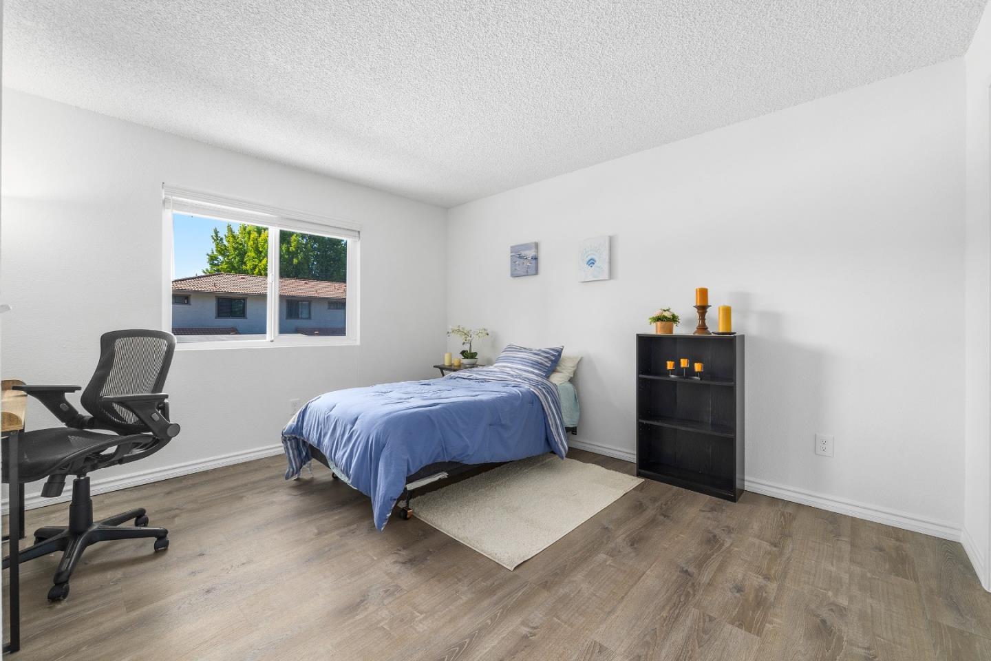 Detail Gallery Image 15 of 33 For 117 Peach Ter, Santa Cruz,  CA 95060 - 2 Beds | 1/1 Baths