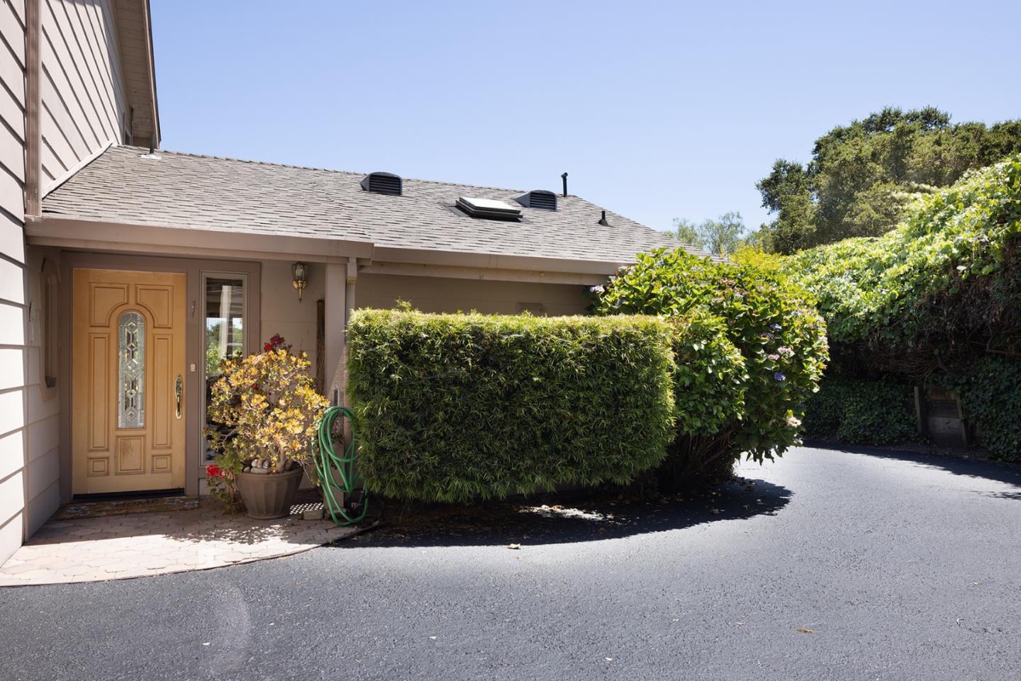 Detail Gallery Image 6 of 33 For 27461 Schulte Rd, Carmel Valley,  CA 93923 - 5 Beds | 5 Baths