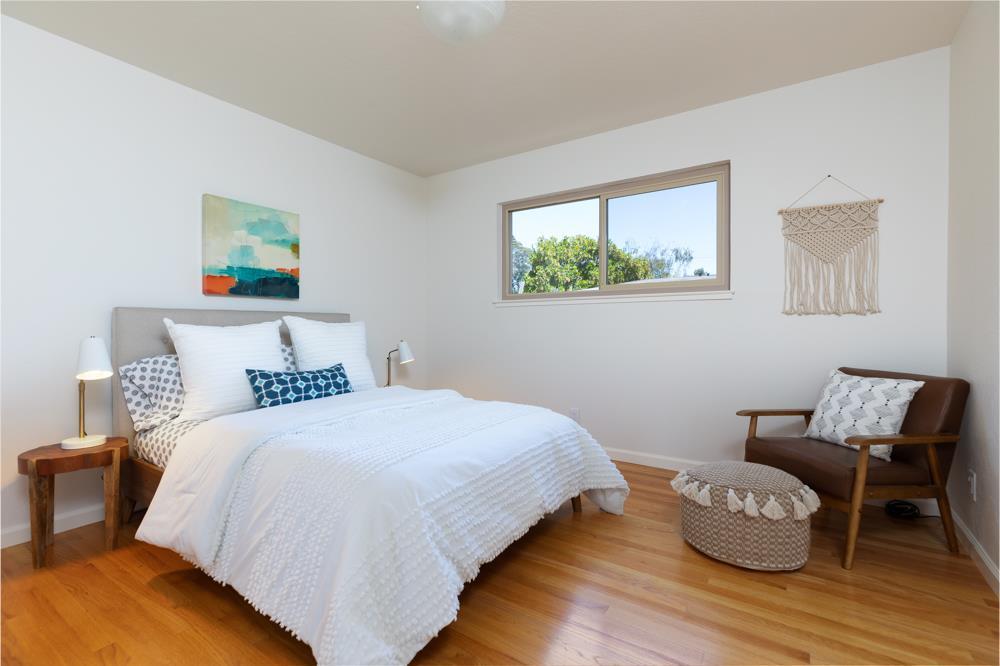 Detail Gallery Image 13 of 27 For 439 Cliff Dr, Aptos,  CA 95003 - 3 Beds | 2 Baths