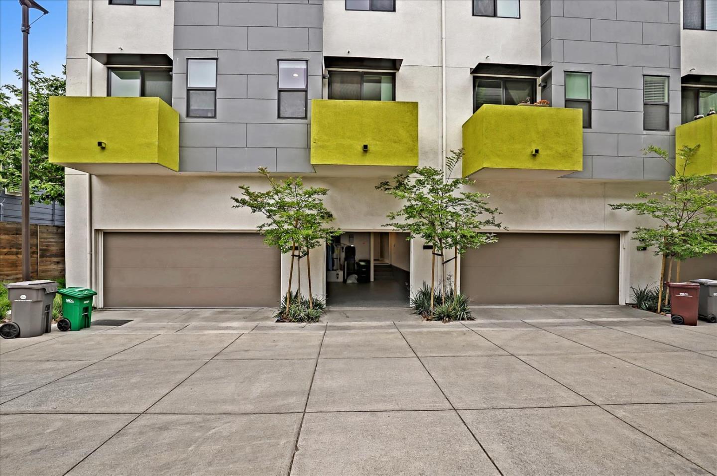 Detail Gallery Image 49 of 53 For 1513 Wood St, Oakland,  CA 94607 - 2 Beds | 2/1 Baths