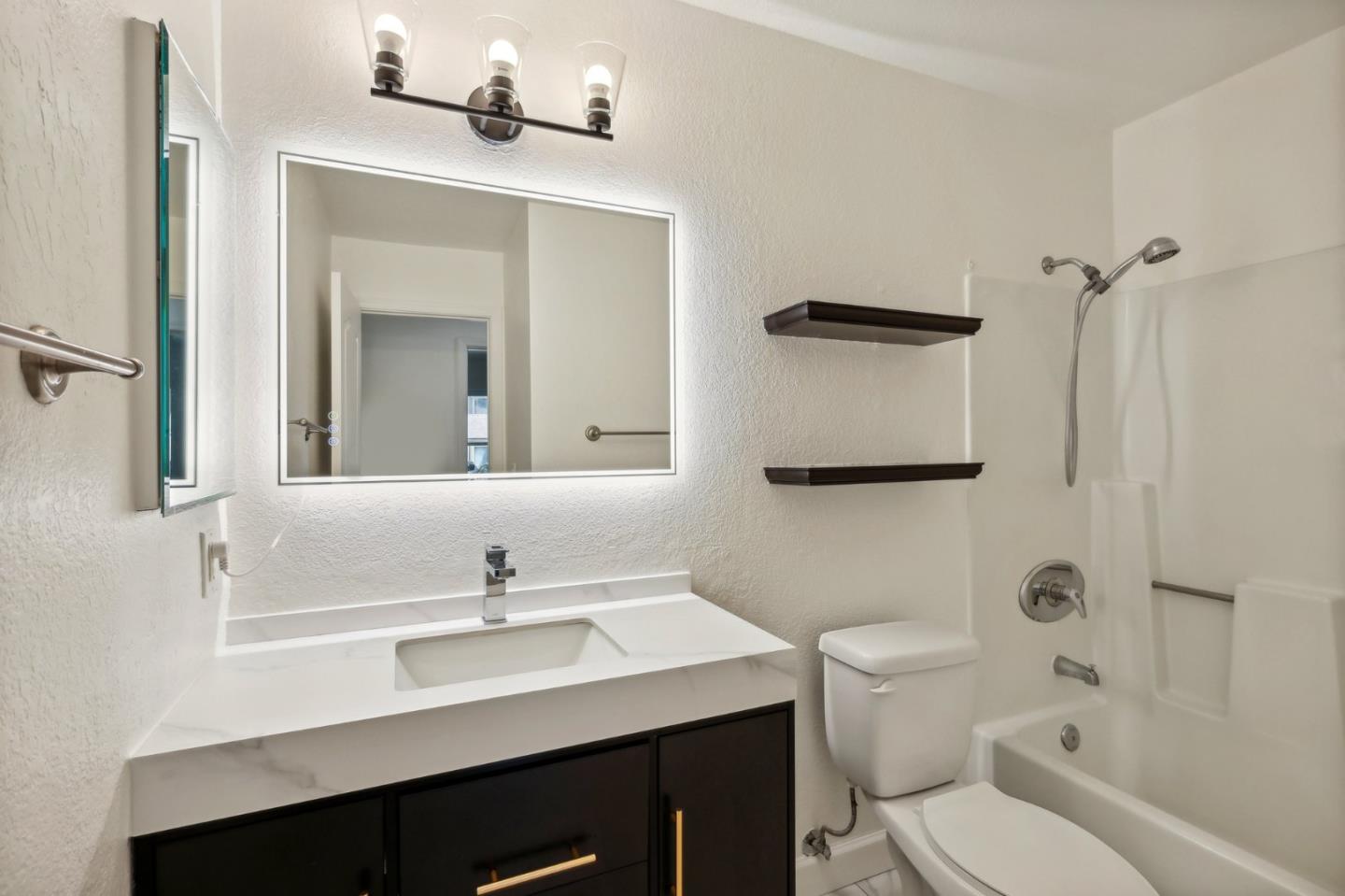 Detail Gallery Image 11 of 23 For 3381 Foxtail Ter, Fremont,  CA 94536 - 2 Beds | 1 Baths