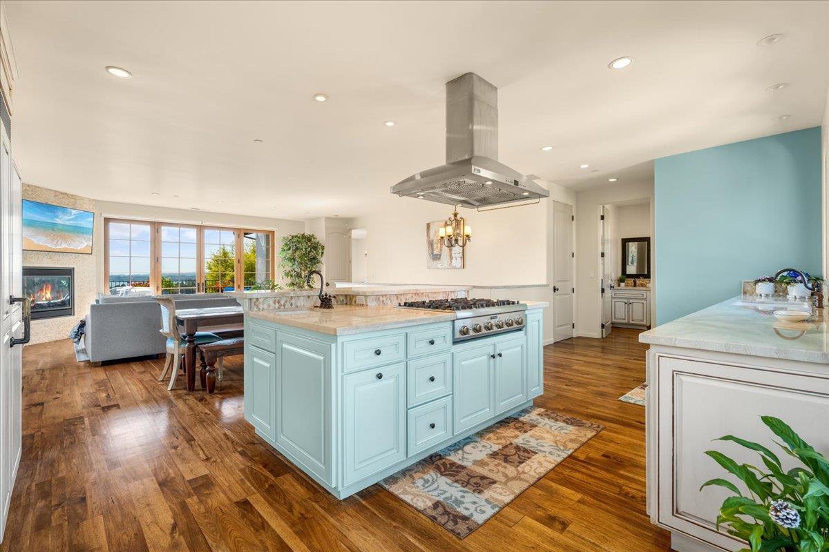 Detail Gallery Image 11 of 41 For 218 Martin Dr, Aptos,  CA 95003 - 3 Beds | 2/1 Baths