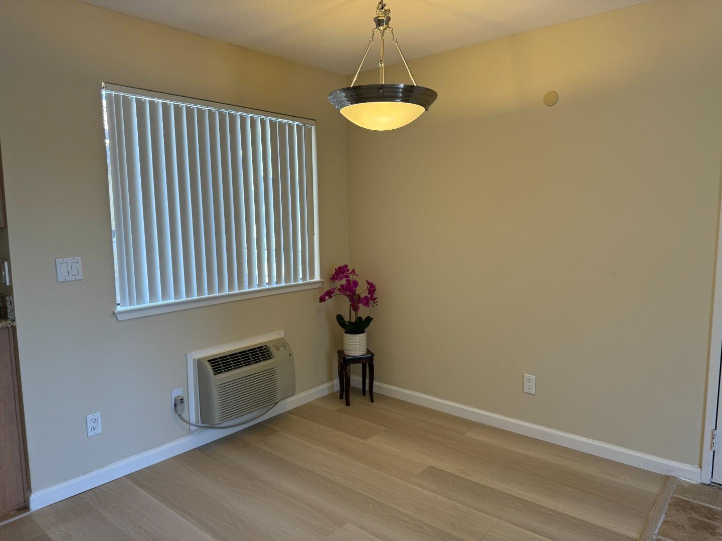 Detail Gallery Image 4 of 20 For 880 E Fremont Ave #628,  Sunnyvale,  CA 94087 - 1 Beds | 1 Baths