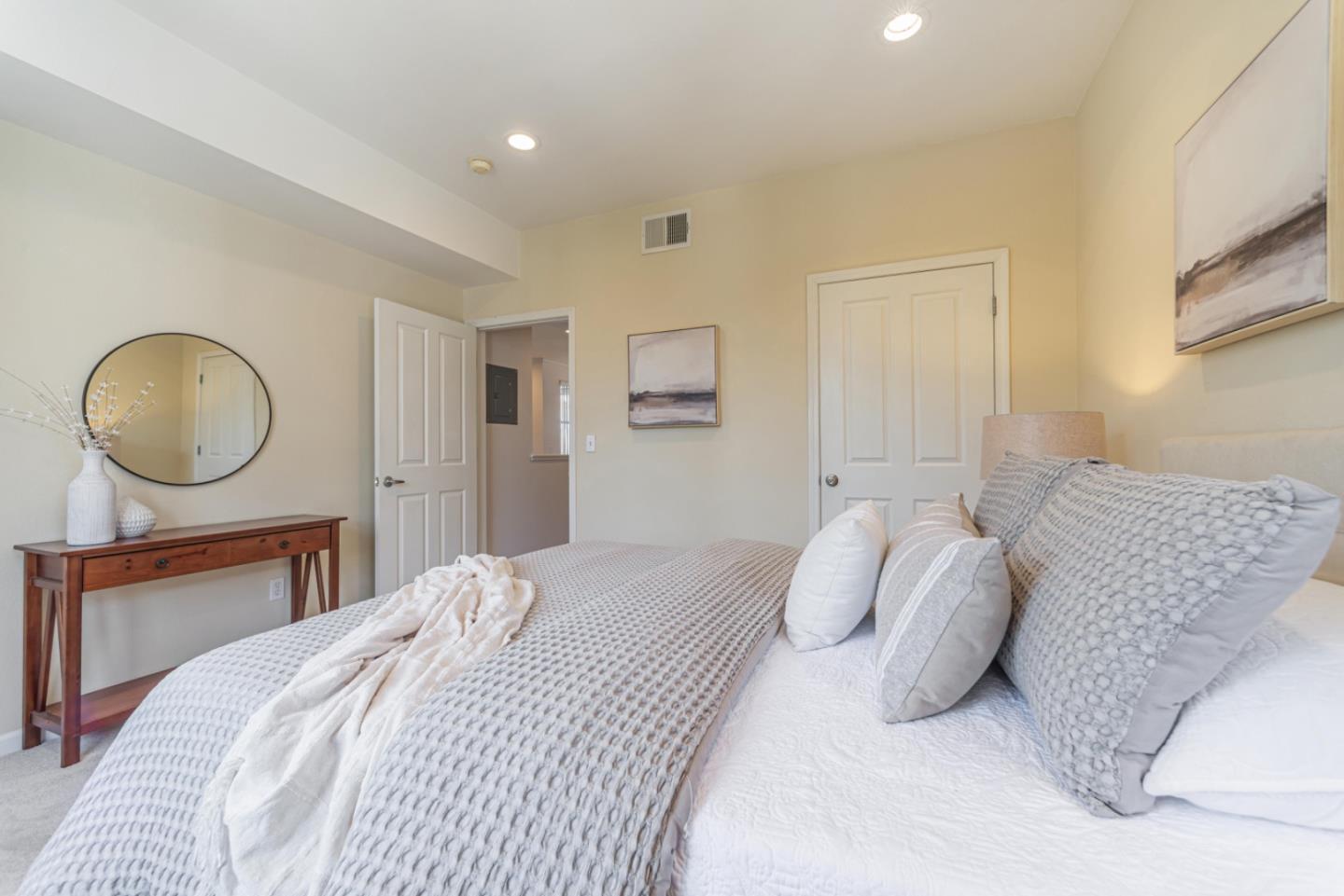 Detail Gallery Image 17 of 34 For 1982 W Bayshore Rd #230,  East Palo Alto,  CA 94303 - 1 Beds | 1 Baths