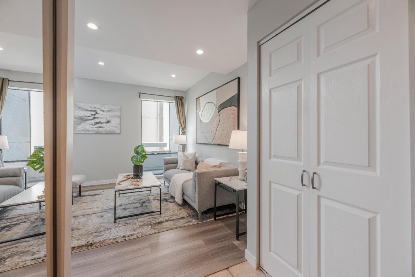 Detail Gallery Image 2 of 36 For 1131 Compass Ln #217,  Foster City,  CA 94404 - 1 Beds | 1 Baths