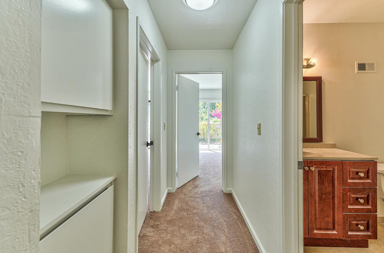 Detail Gallery Image 13 of 35 For 4000 Rio Rd #36,  Carmel,  CA 93923 - 2 Beds | 2 Baths