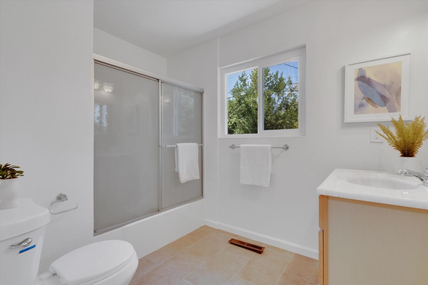 Detail Gallery Image 31 of 36 For 1711 Marshall Ct, Los Altos,  CA 94024 - – Beds | – Baths