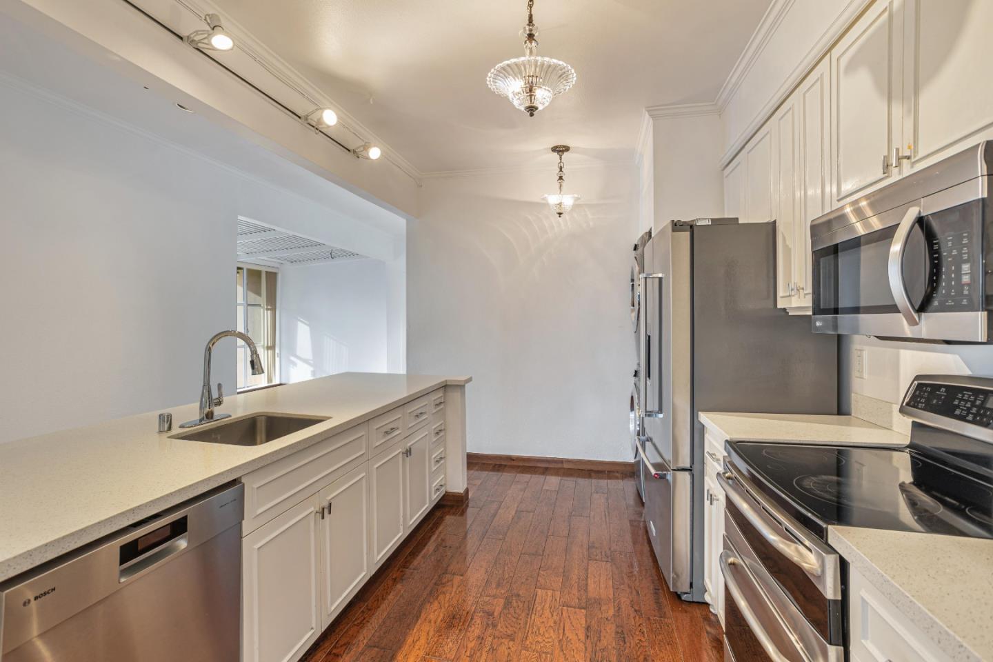 97 E Saint James Street # 41, San Jose, California 95112, 2 Bedrooms Bedrooms, ,2 BathroomsBathrooms,Residential,For Sale,97 E Saint James Street # 41,ML81974462