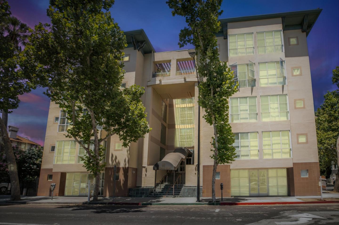 Detail Gallery Image 2 of 47 For 97 E Saint James St #41,  San Jose,  CA 95112 - 2 Beds | 2 Baths