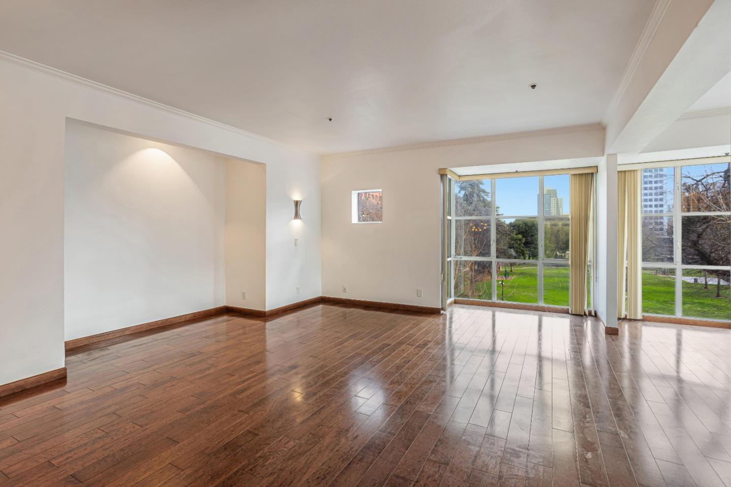 97 E Saint James Street # 41, San Jose, California 95112, 2 Bedrooms Bedrooms, ,2 BathroomsBathrooms,Residential,For Sale,97 E Saint James Street # 41,ML81974462