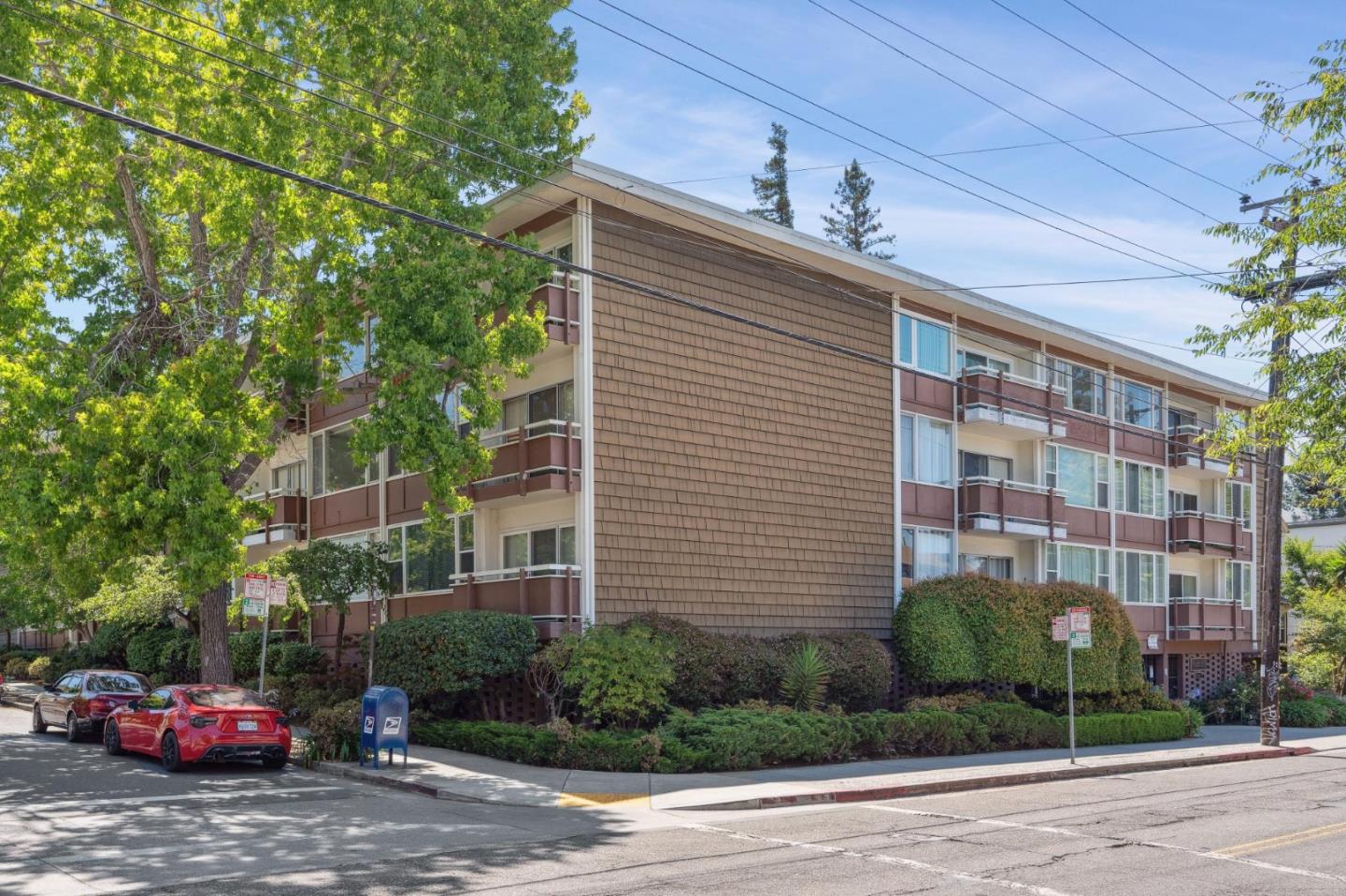 Detail Gallery Image 28 of 29 For 2601 College Ave #212,  Berkeley,  CA 94704 - 2 Beds | 2 Baths