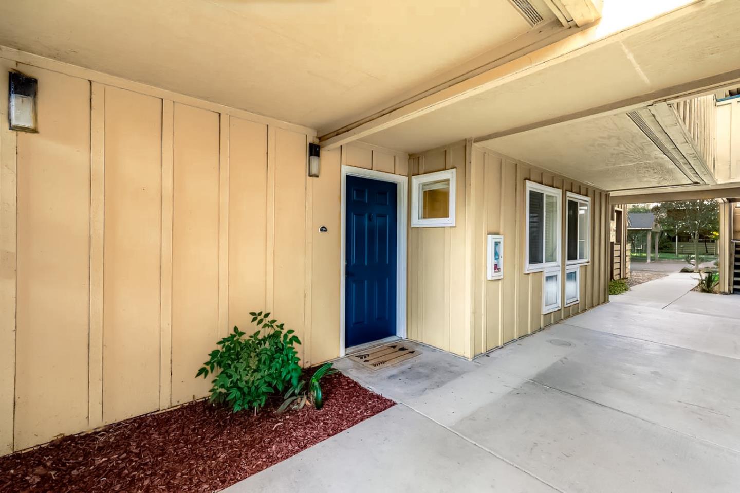 Detail Gallery Image 17 of 28 For 114 Monte Verano Ct, San Jose,  CA 95116 - 2 Beds | 1 Baths