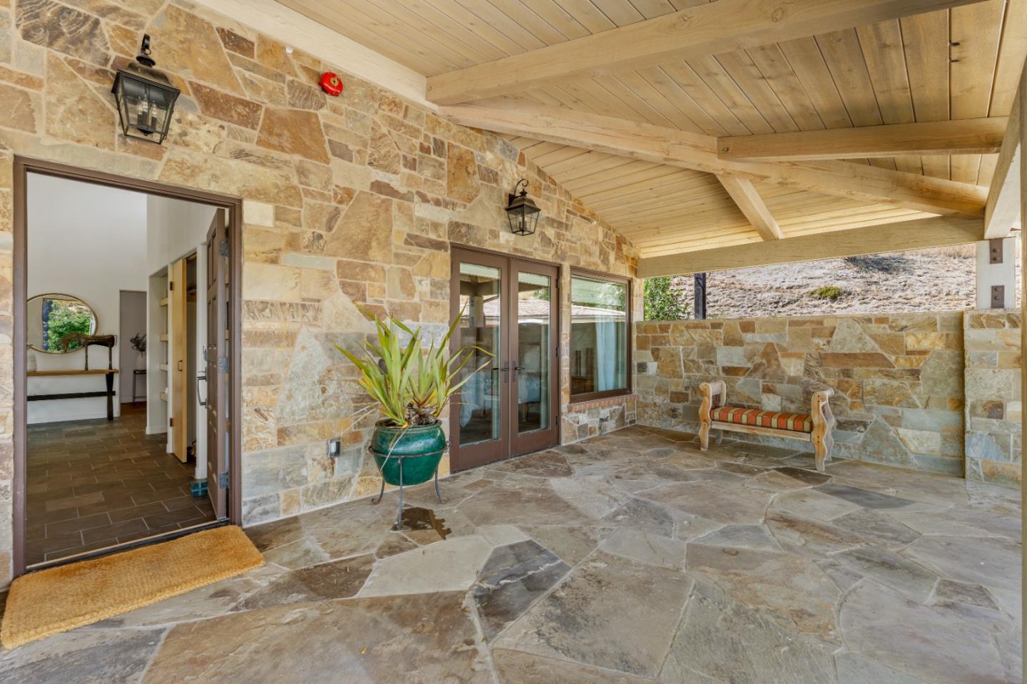 Detail Gallery Image 5 of 39 For 38 Asoleado Dr, Carmel Valley,  CA 93924 - 2 Beds | 2/1 Baths