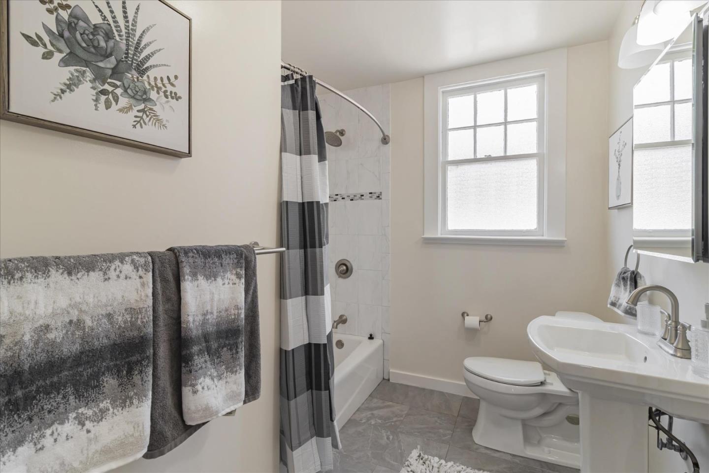 Detail Gallery Image 21 of 37 For 1345 Jenevein Ave, San Bruno,  CA 94066 - 3 Beds | 2 Baths