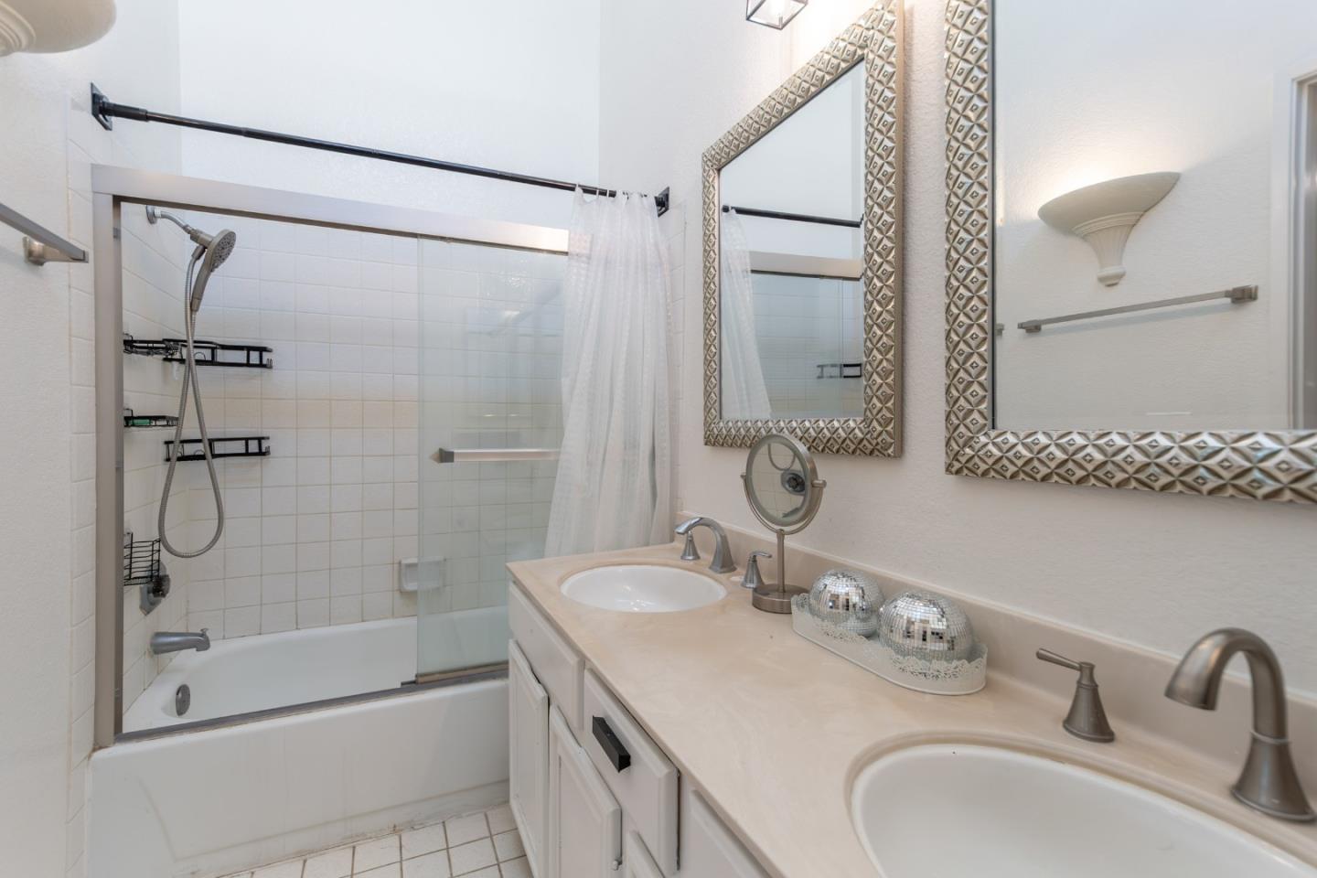 Detail Gallery Image 27 of 40 For 3475 Deerwood Ter #304,  Fremont,  CA 94536 - 2 Beds | 1 Baths