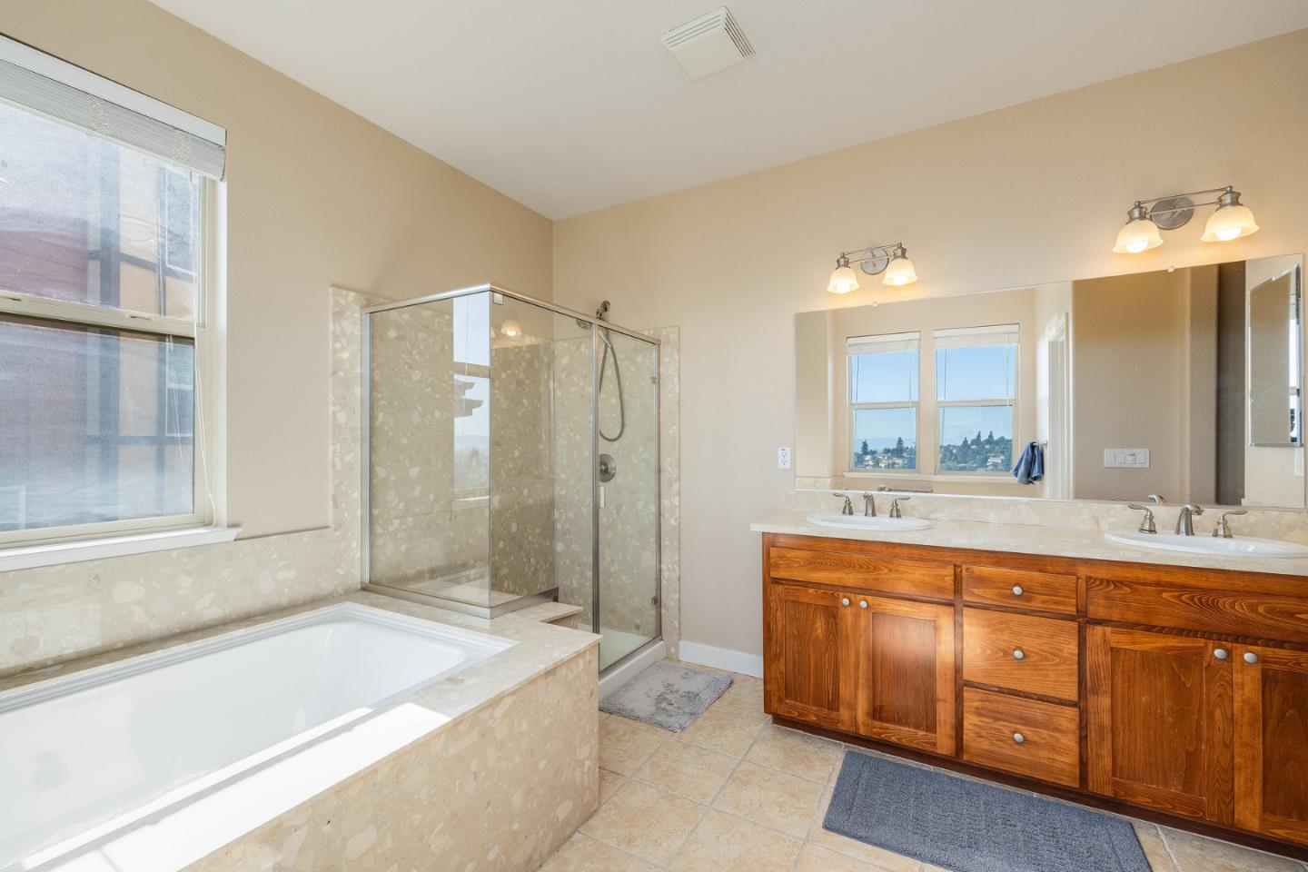 Detail Gallery Image 38 of 66 For 6437 Blue Rock Ct, Oakland,  CA 94605 - 3 Beds | 2/1 Baths