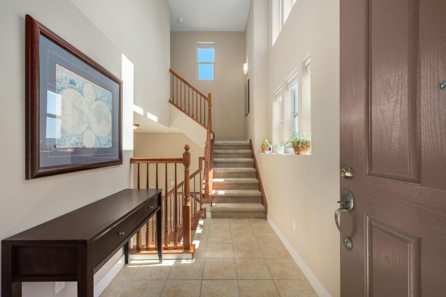 Detail Gallery Image 7 of 66 For 6437 Blue Rock Ct, Oakland,  CA 94605 - 3 Beds | 2/1 Baths