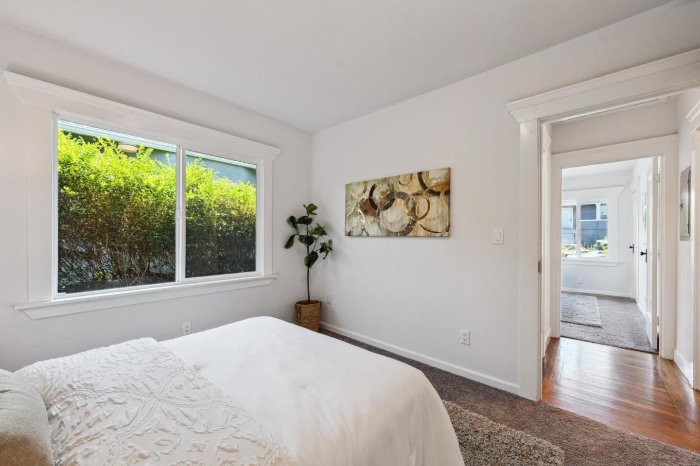 Detail Gallery Image 32 of 57 For 486 59th St, Oakland,  CA 94609 - 4 Beds | 2 Baths