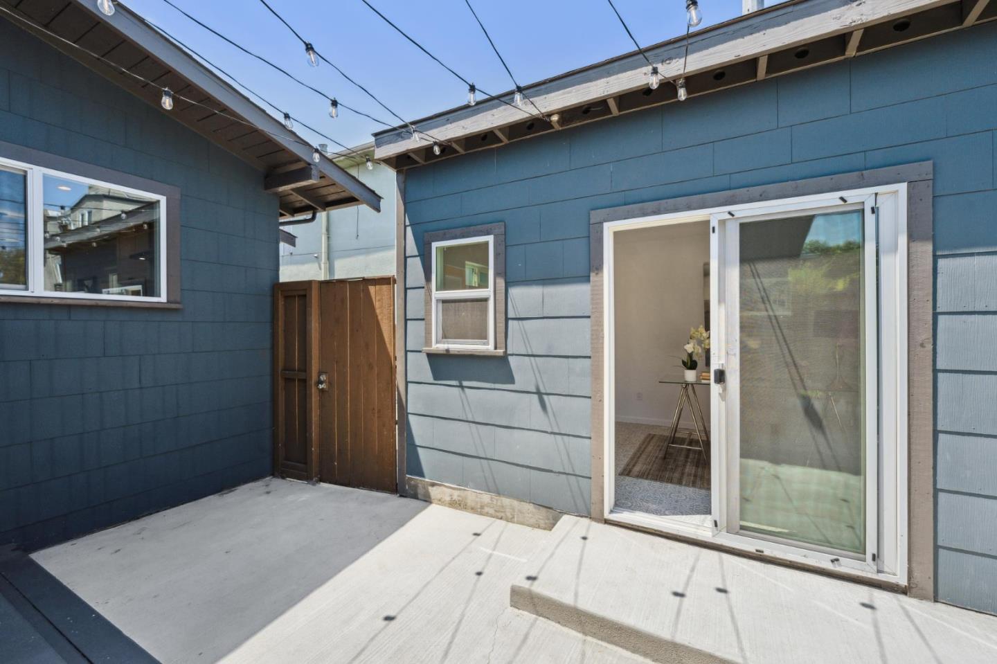 Detail Gallery Image 39 of 57 For 486 59th St, Oakland,  CA 94609 - 4 Beds | 2 Baths