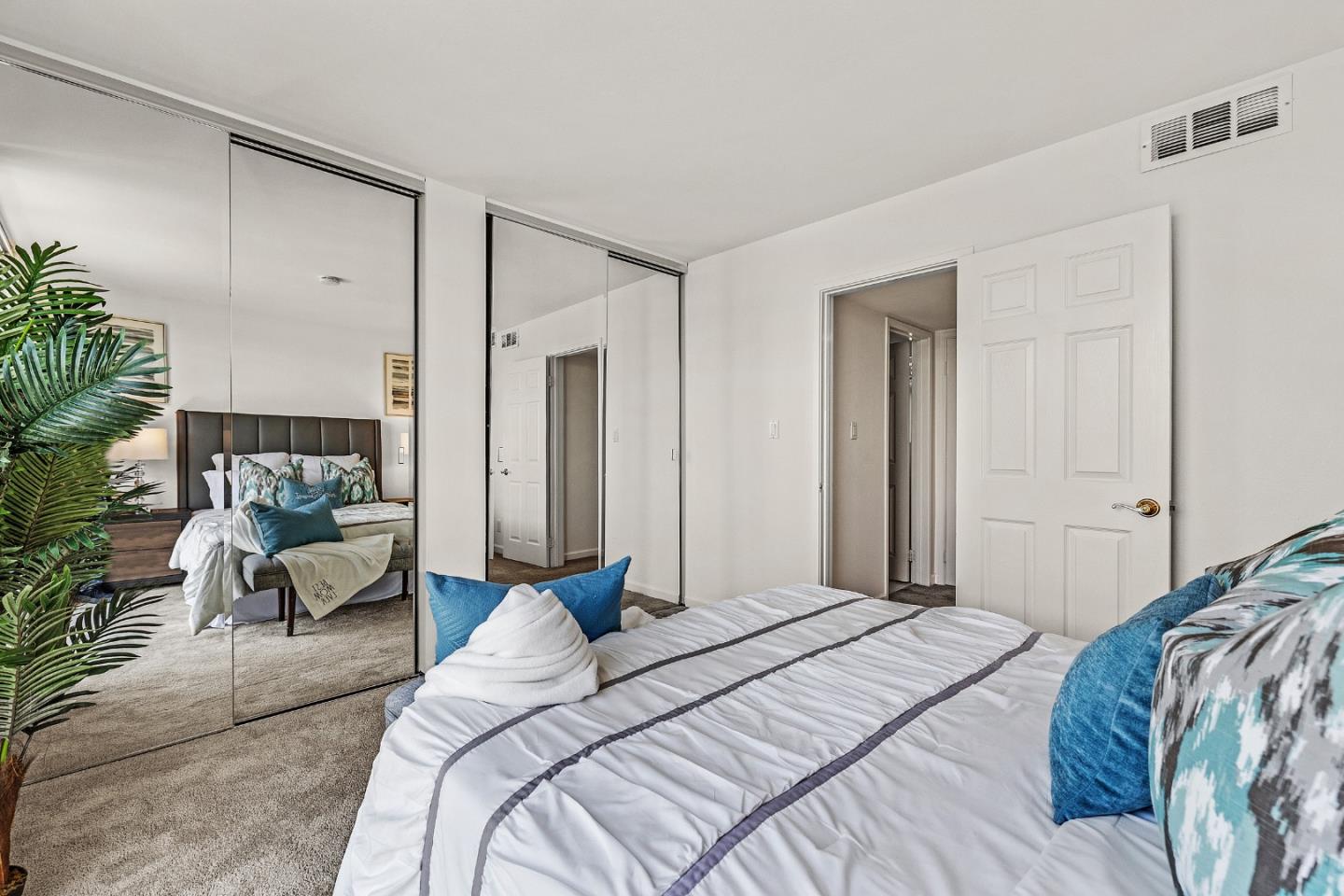 Detail Gallery Image 15 of 38 For 183 Del Medio Ave #310,  Mountain View,  CA 94040 - 2 Beds | 1 Baths