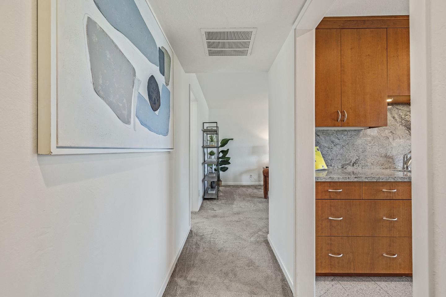 Detail Gallery Image 3 of 38 For 183 Del Medio Ave #310,  Mountain View,  CA 94040 - 2 Beds | 1 Baths