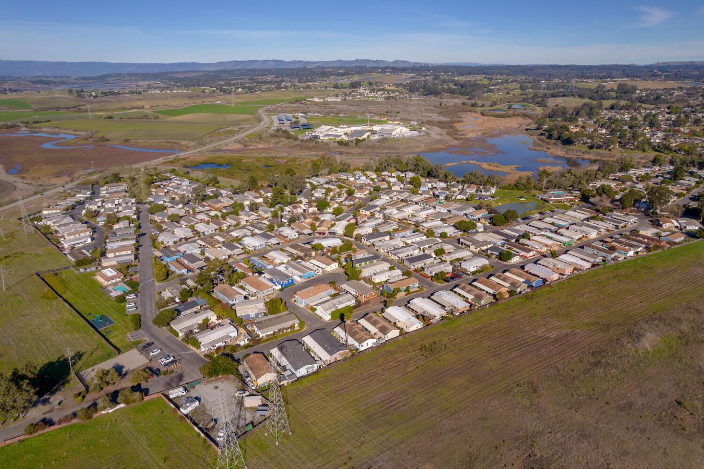 Detail Gallery Image 9 of 13 For 13412 Agua Caliente #210,  Castroville,  CA 95012 - 2 Beds | 2 Baths