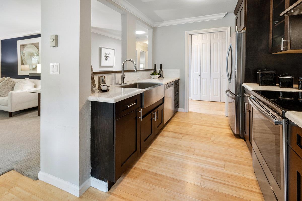 Detail Gallery Image 14 of 60 For 239 Elm St #6,  San Mateo,  CA 94401 - 2 Beds | 2 Baths