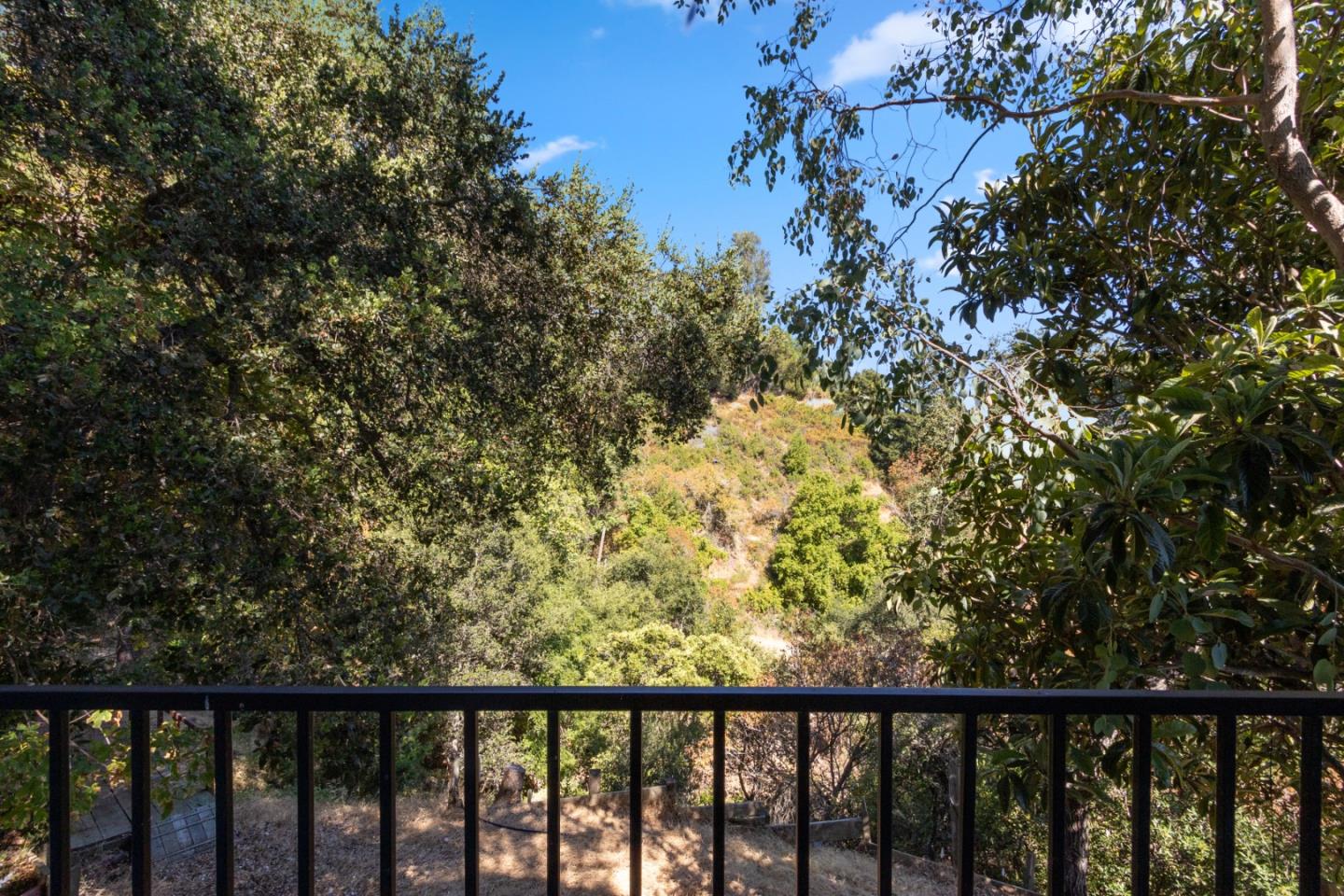 Detail Gallery Image 26 of 75 For 520 Laguna Crk, Los Gatos,  CA 95033 - 2 Beds | 2 Baths